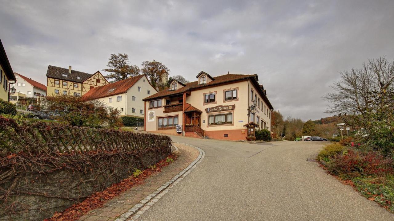 Landgasthof Falken Huttlingen Eksteriør billede
